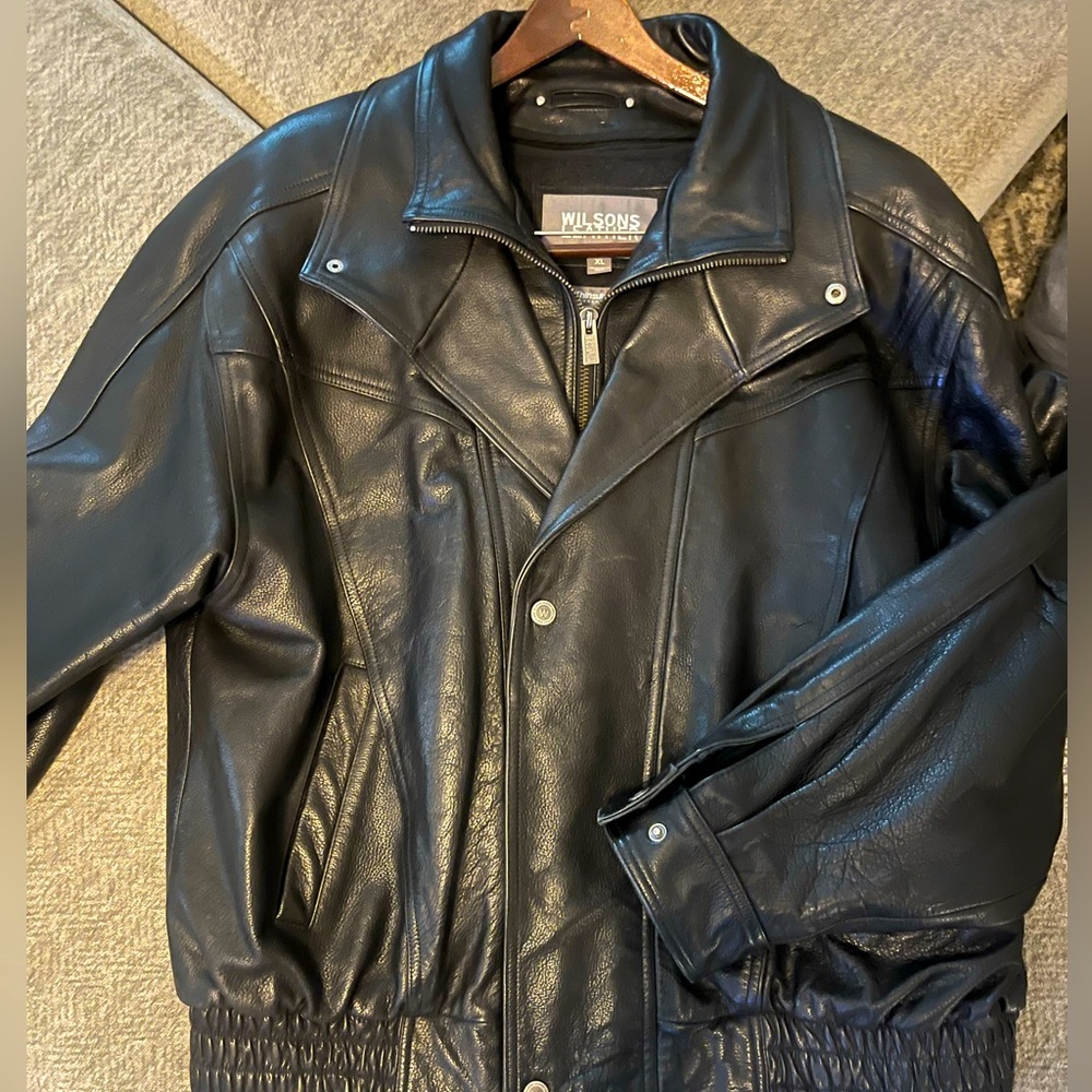 Wilson's Leather Coat-Thinsulate Men's size XL excellent condition